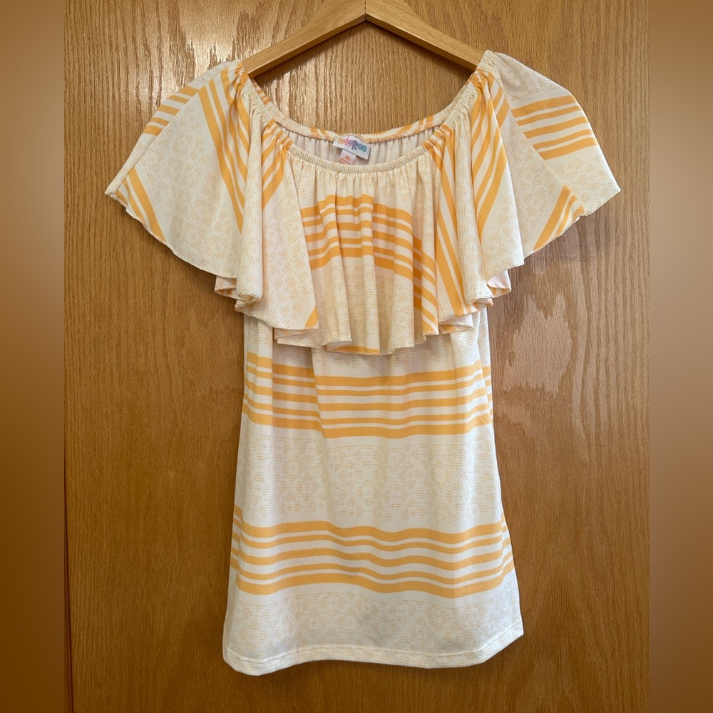 LulaRoe Alana resort collection top. Size XS.